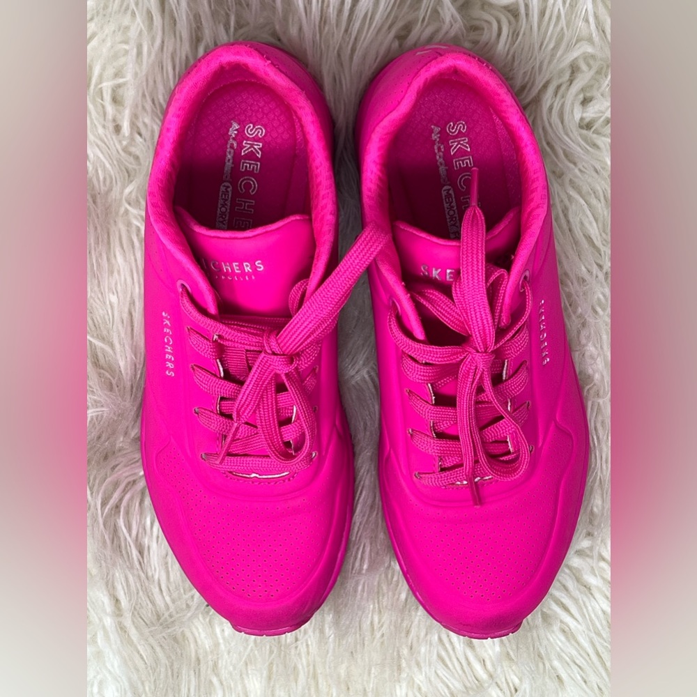 Hot Pink Skechers Night Shades size 7.5